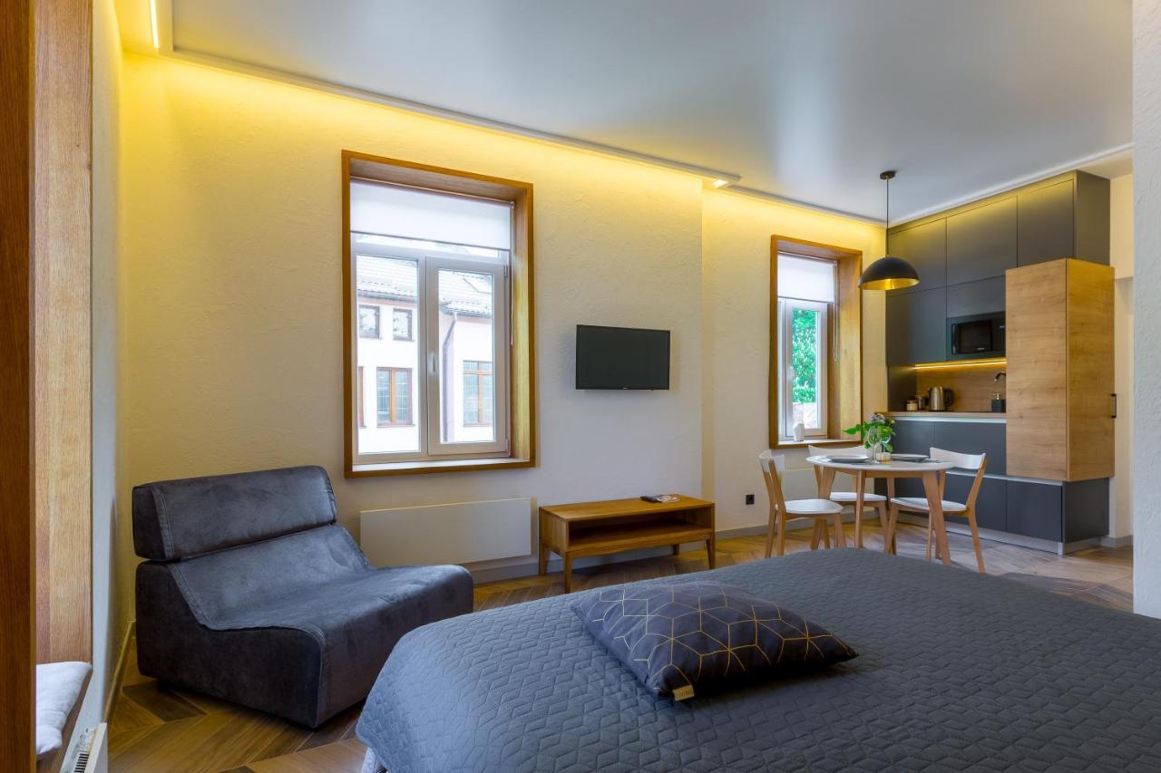 High Castle Park View Studio Lviv Dış mekan fotoğraf